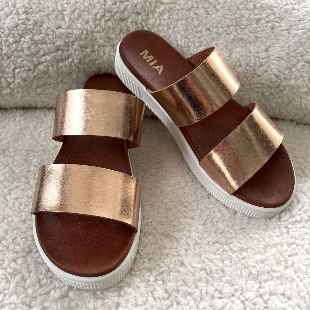 MIA Shoes Flatform Rose Gold Sandal